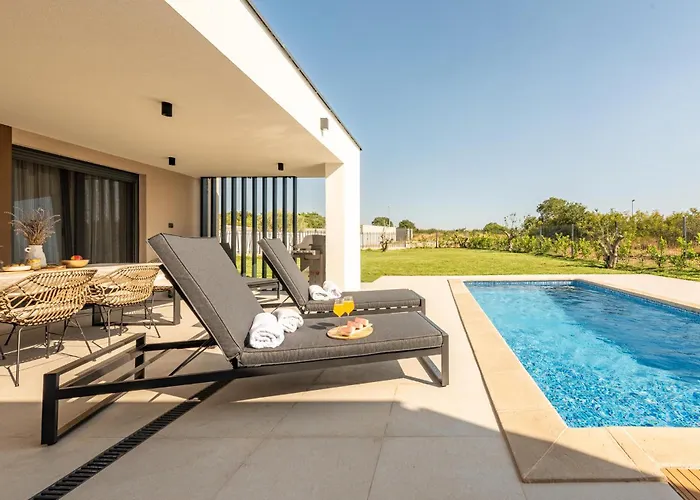 D בית נופש Brisevo